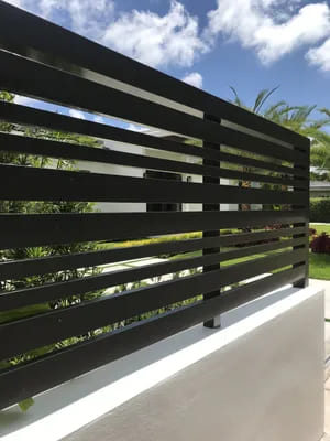 Horizontal Aluminum Fence