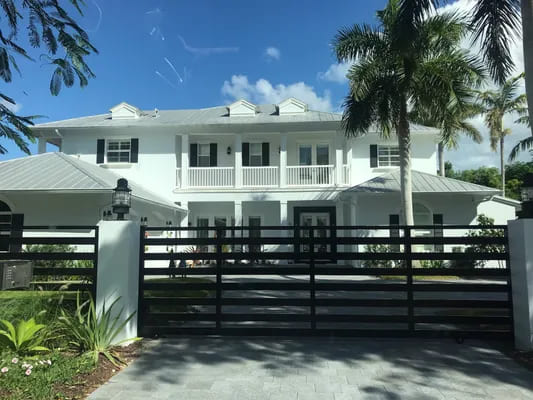 Horizontal Aluminum Fence