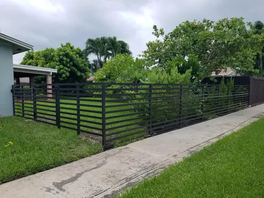 Horizontal Aluminum Fence