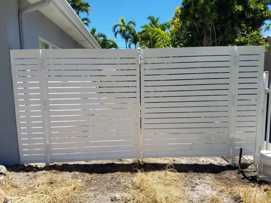 Horizontal Aluminum Fence